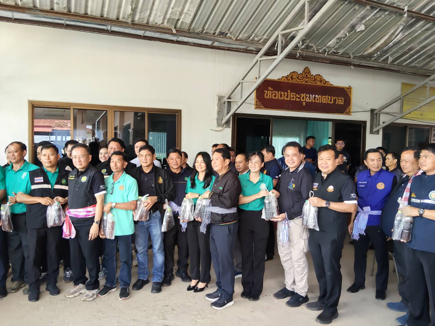 title - องเลขาธิการ ส.ป.ก. ร่วมติดตามรัฐมนตรีช่วยว่าการกระทรวงเกษตรและสหกรณ์ (นางสาวปิยะรัฐชย์ ติยะไพรัช) ลงพื้นที่ตรวจราชการใน อำเภอเวียงเชียงรุ้ง จังหวัดเชียงราย